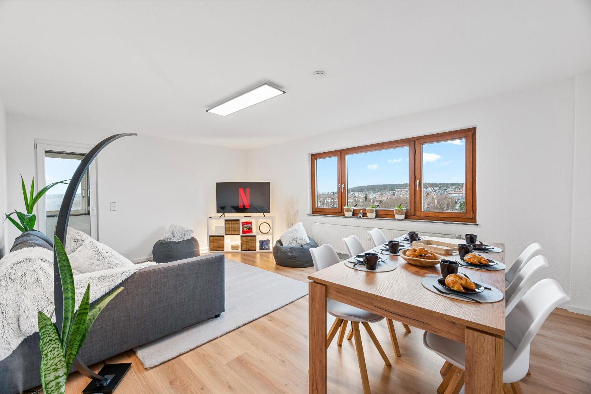 Neu: Stylische Suite Mit Ausblick ジンデルフィンゲン エクステリア 写真