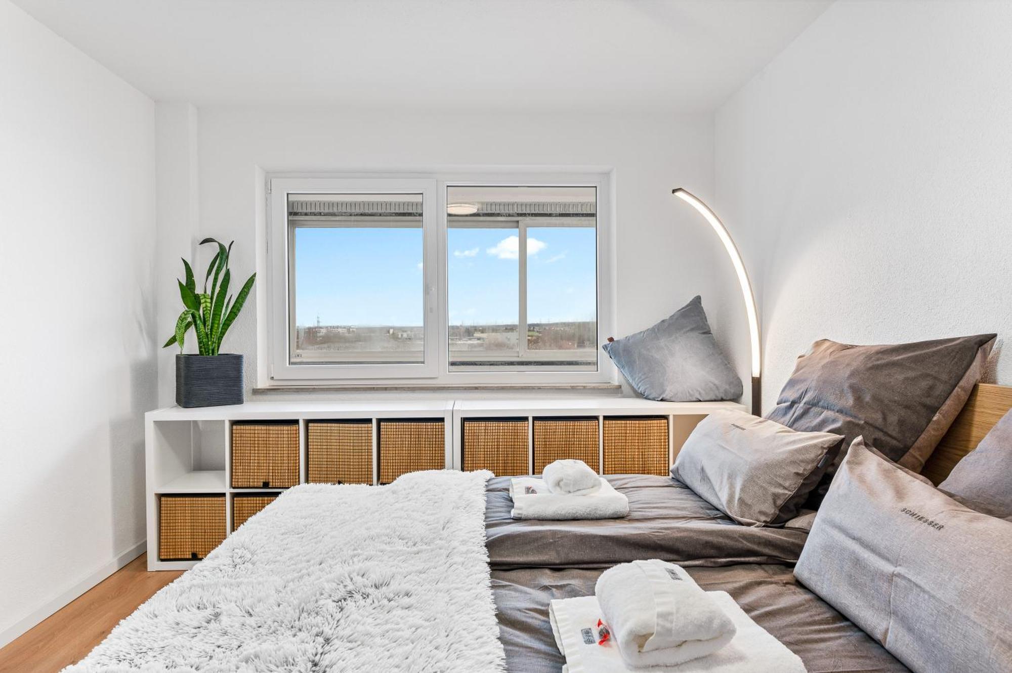 Neu: Stylische Suite Mit Ausblick ジンデルフィンゲン エクステリア 写真